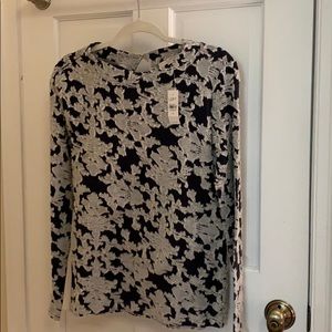 Beautifully patterned Loft top.